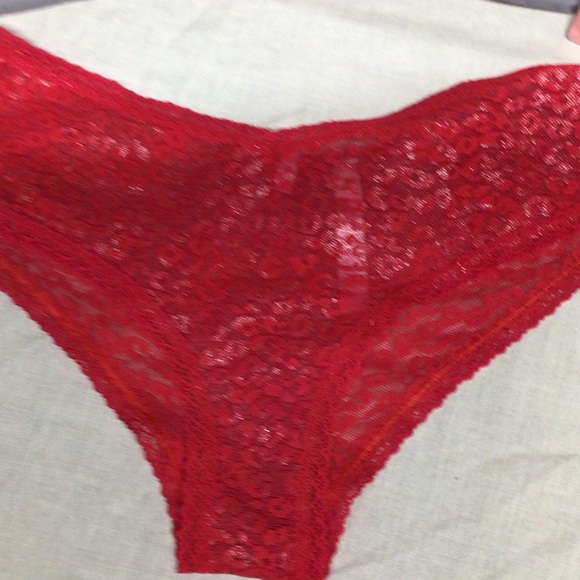 Victoria's Secret Coral Bra with Gray Straps perfect shape bra - Picture 8 of 8